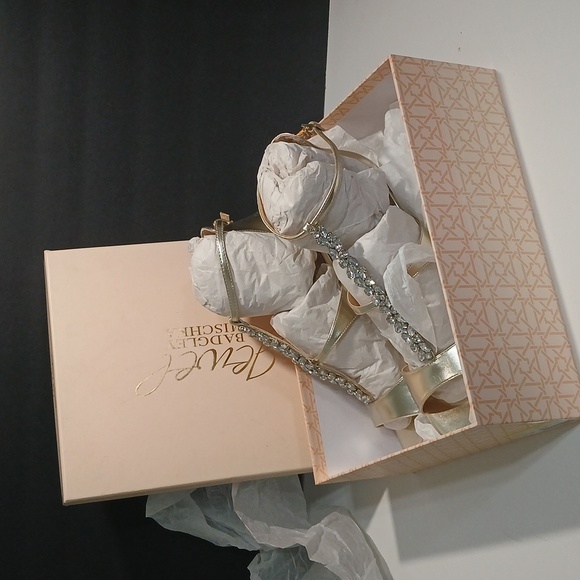 Jewel Badgley Mischka Mica Gold Jeweled Heels Size 10 NEW & Box - Picture 11 of 11